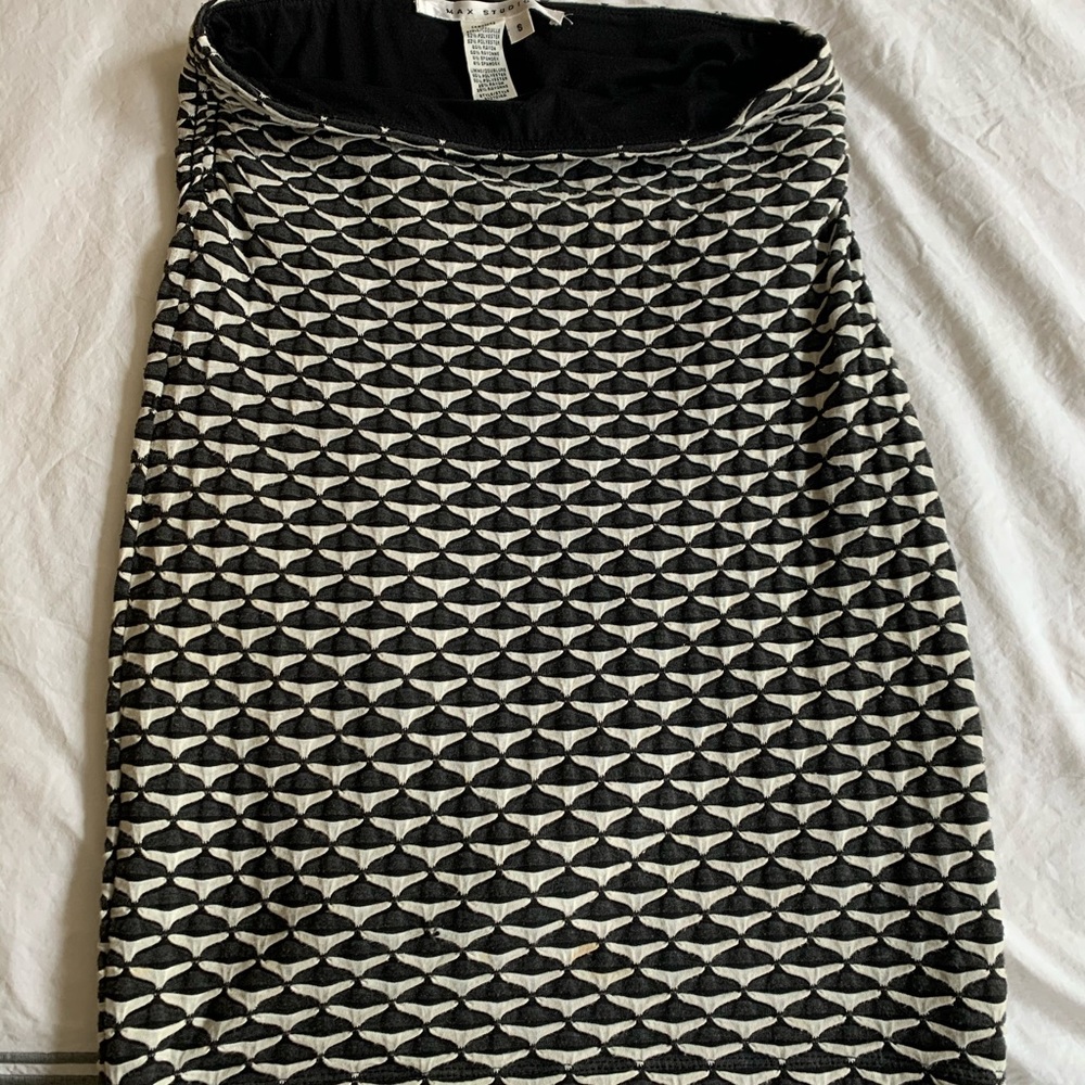 Max Studio Stretch Pencil Skirt